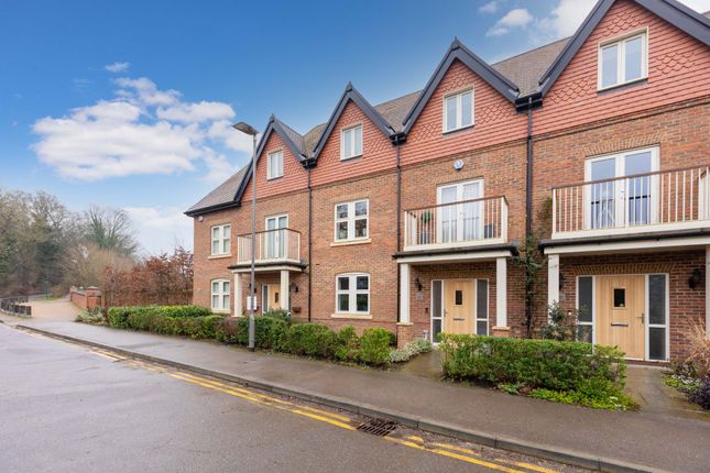 Mill Lane, Taplow 4 bed terraced house for sale