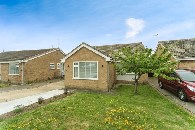 2 bed detached bungalow