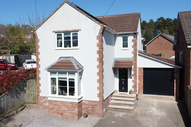 3 bed detached house