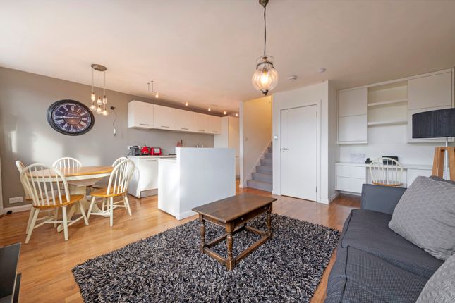 2 bed flat