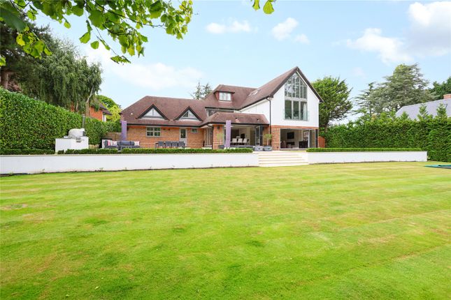 6 bedroom detached house for sale