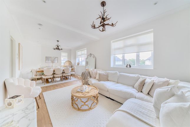 3 bedroom apartment for sale