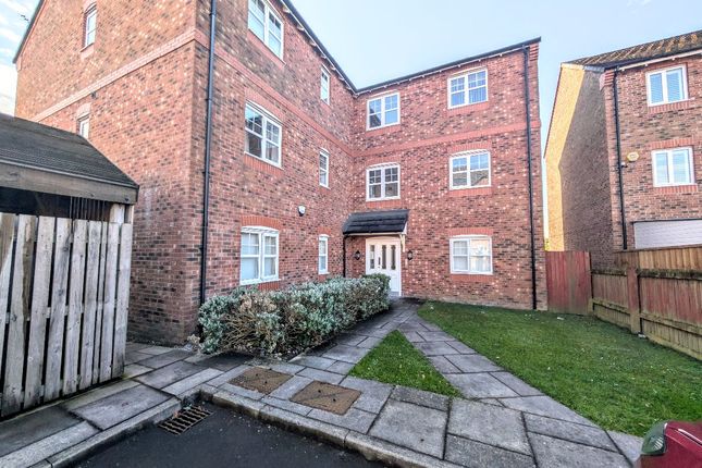Fernbeck Close, Farnworth, Bolton 2 bed apartment for sale