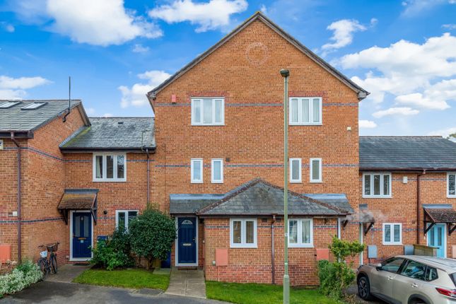 Anne Greenwood Close Iffley OX4 4DN 3 bed terraced house for sale