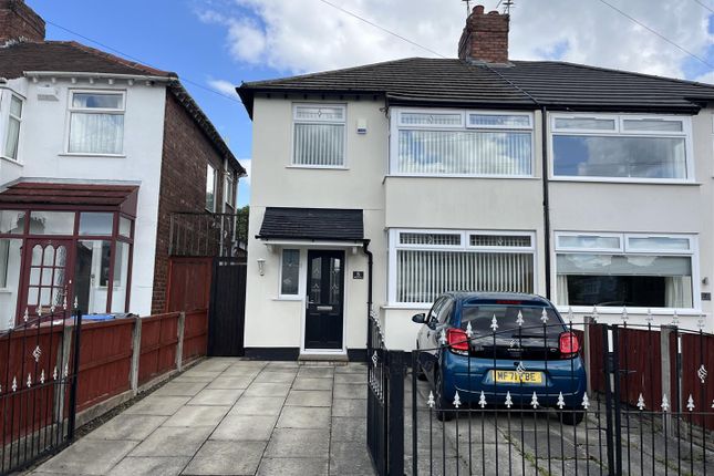3 bedroom semi-detached house for sale