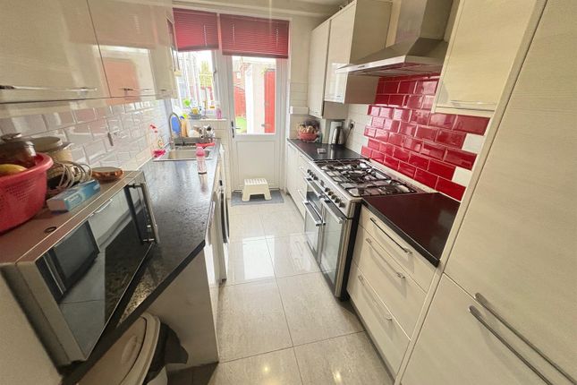 3 bed terraced house