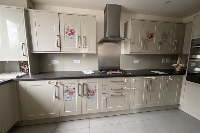 2 bed flat