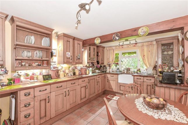 3 bed detached house