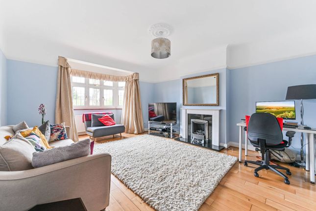 Hillcote Avenue, Norbury, London, SW16 4 bed semi