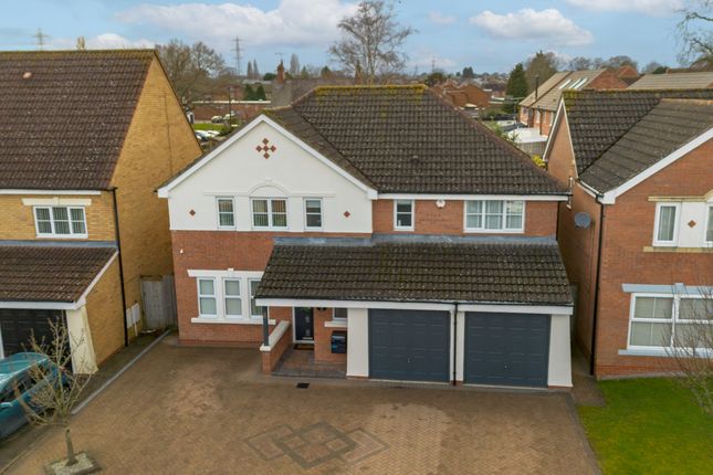 5 bedroom detached house for sale