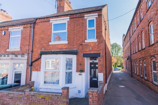 Scarborough Street, Wellingborough NN9 3 bed end of terrace house for sale