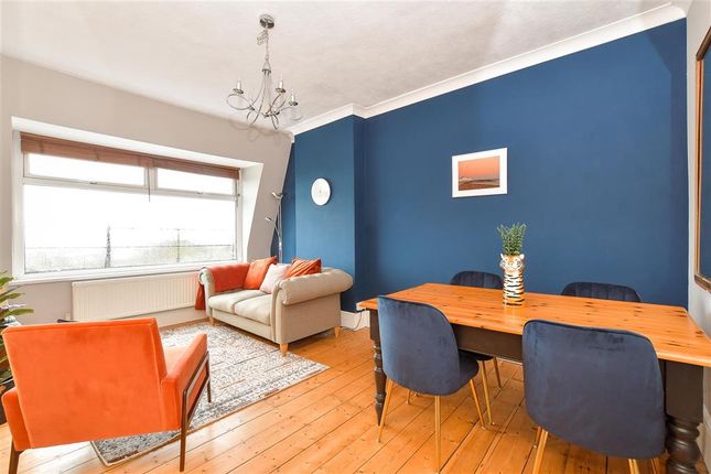 2 bed flat