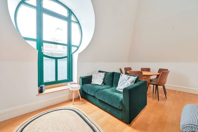 Forum Magnum Square, South Bank... 2 bed flat for sale