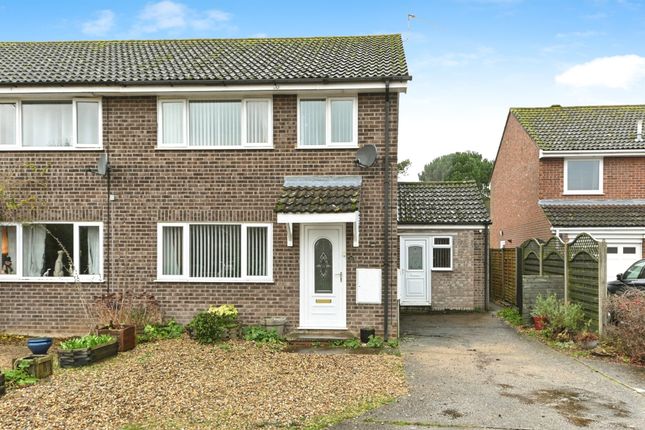 3 bedroom semi-detached house for sale