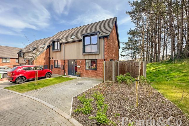 Upcher Crescent, Sheringham NR26 1 bed apartment for sale