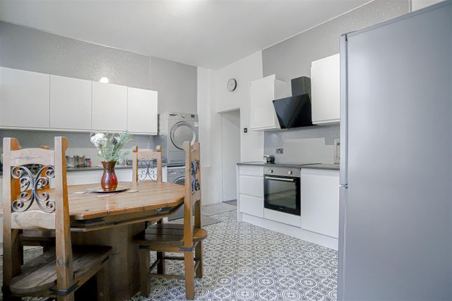 2 bed end terrace house