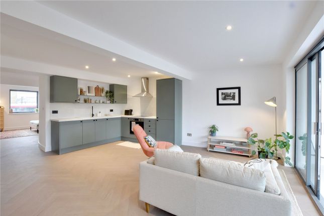 Blackheath Road, Greenwich, London, SE10 1 bed apartment for sale