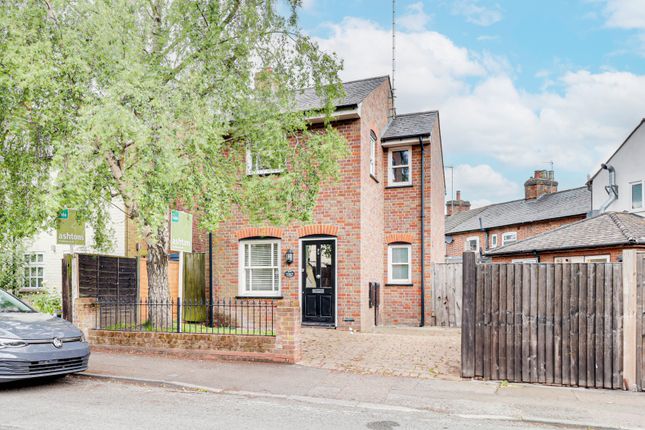Cravells Road, Harpenden... 2 bed detached house for sale