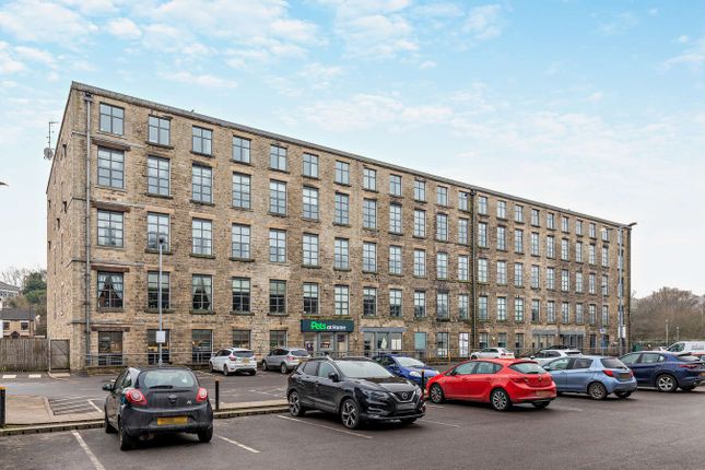 Glossop Brook Road, Glossop, SK13 2 bed flat for sale