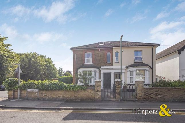 4 bed property