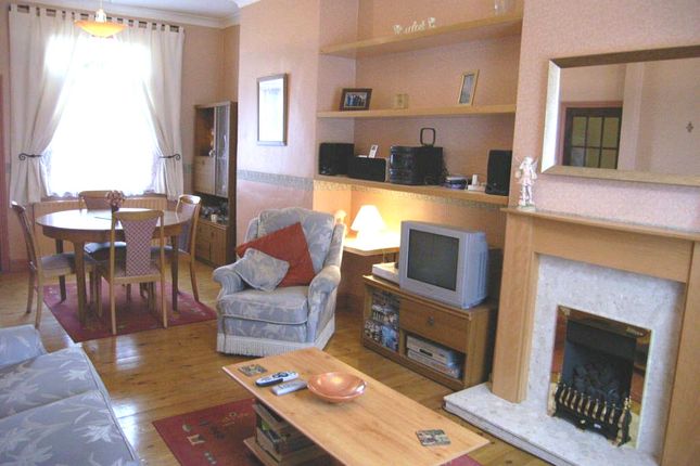 Sharp Street, Newland Avenue, Hull... 2 bed terraced house for sale