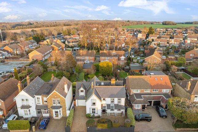 Wrotham Rd, Gravesend DA13 5 bed detached house for sale