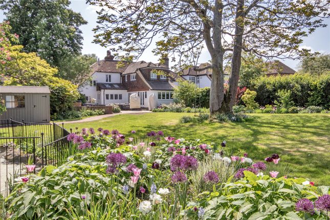 Ide Hill, Sevenoaks, Kent, TN14 6 bed semi