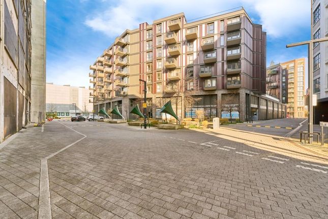 Gramophone Lane, Hayes 1 bed apartment for sale