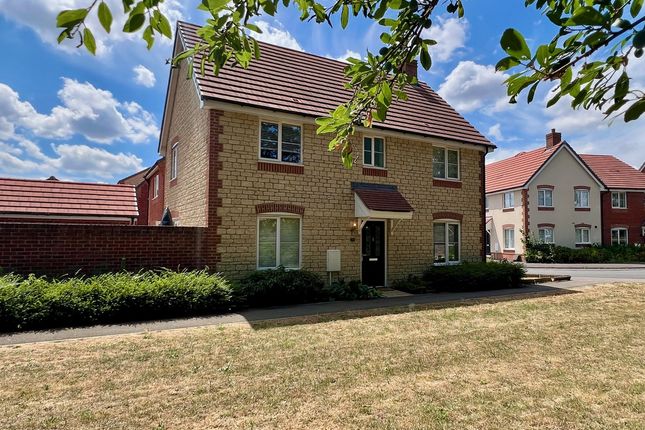 4 bed detached house