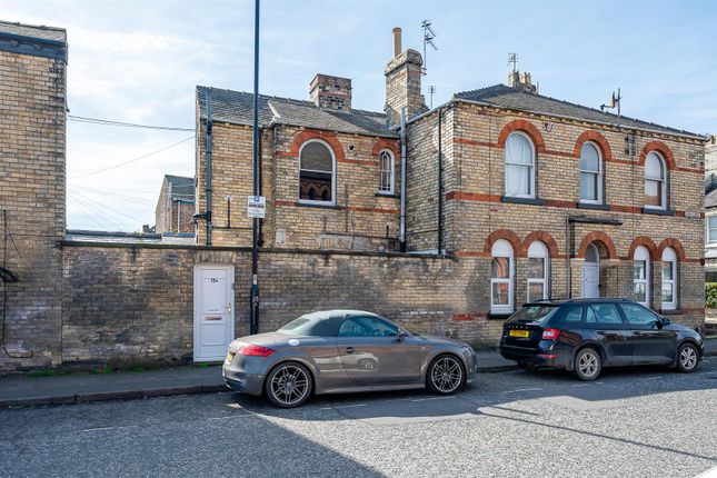 1 bed flat