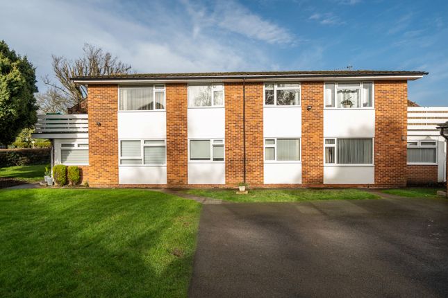 Manor Road, Ruislip, Hillingdon 2 bed maisonette for sale