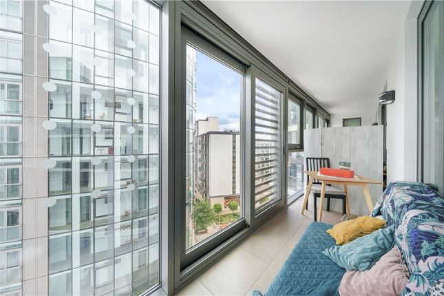 Westgate House, Brentford, Brentford 2 bed apartment for sale