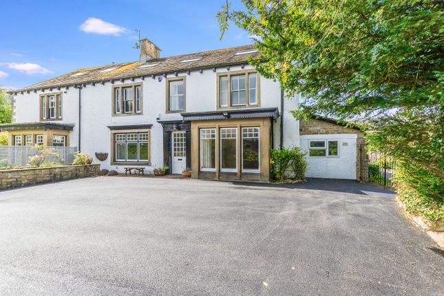 Marton Road, Gargrave, Skipton, North... 3 bed flat for sale