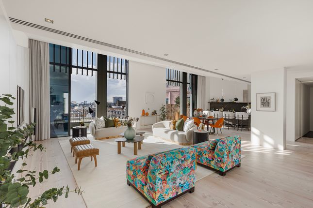 The Saint Martins Lofts, London WC2H 3 bed penthouse for sale