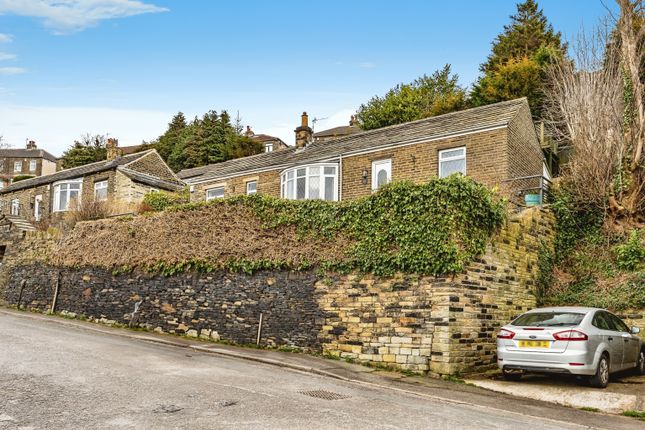2 bedroom detached house for sale