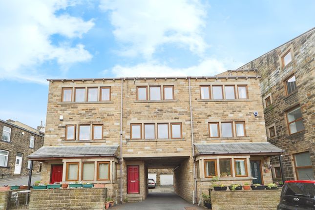 3 bed terraced house
