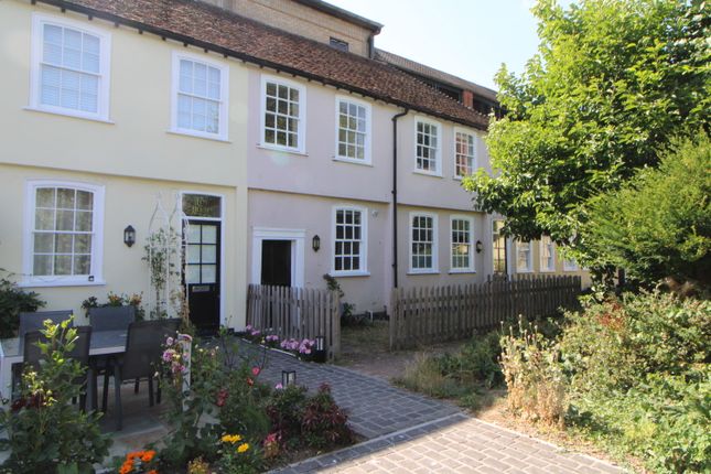 2 bed terraced house