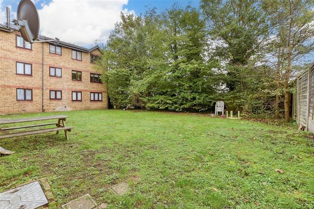 2 bed flat