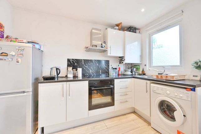 Greenhill Way, Harrow, HA1 2 bed flat for sale