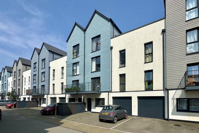 Willoughby Way, Plymouth PL1 2 bed maisonette for sale
