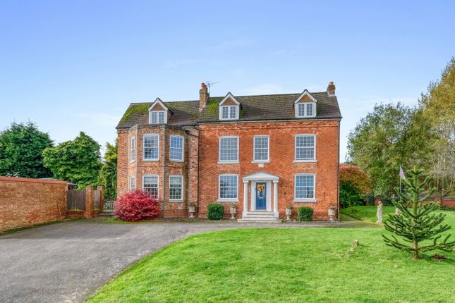 Truemans Heath Lane, Shirley... 7 bed detached house for sale