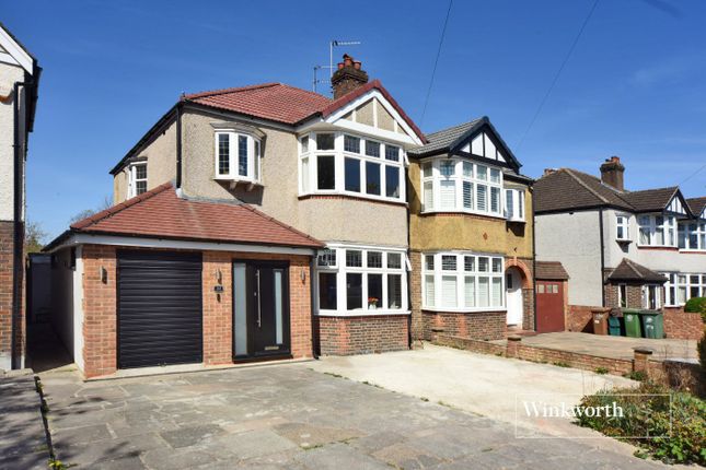Ruskin Drive, Worcester Park, KT4 4 bed semi