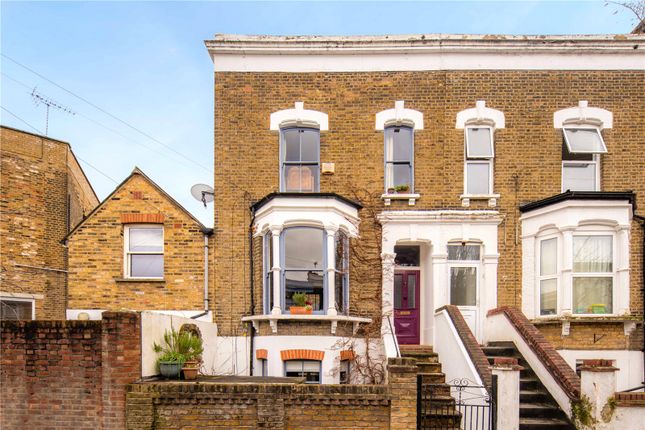 Mayola Road, Lower Clapton, London, E5 4 bed terraced house for sale
