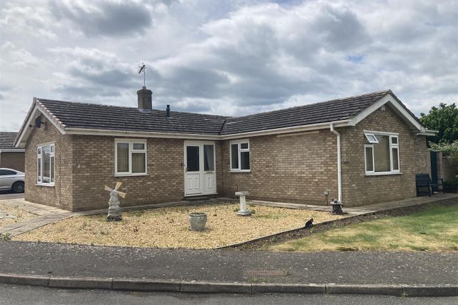 Orchard Close, Littleport CB6 2 bed detached bungalow for sale