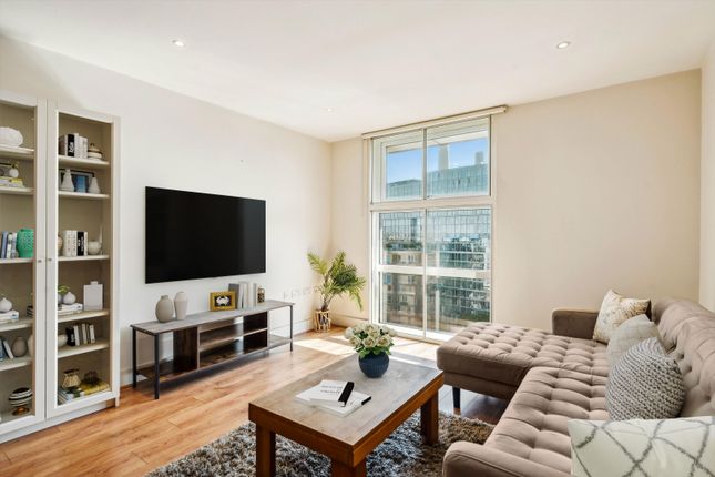 Warwick Building, London, SW11 2 bed flat for sale