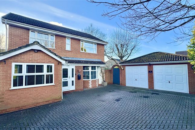 4 bed detached house