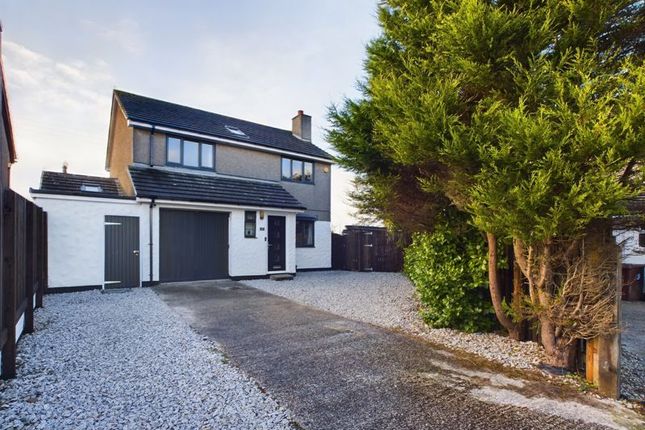 4 bed detached house