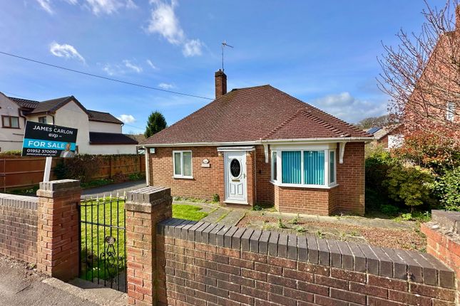 St. Lukes Road, Telford TF4 2 bed detached bungalow for sale