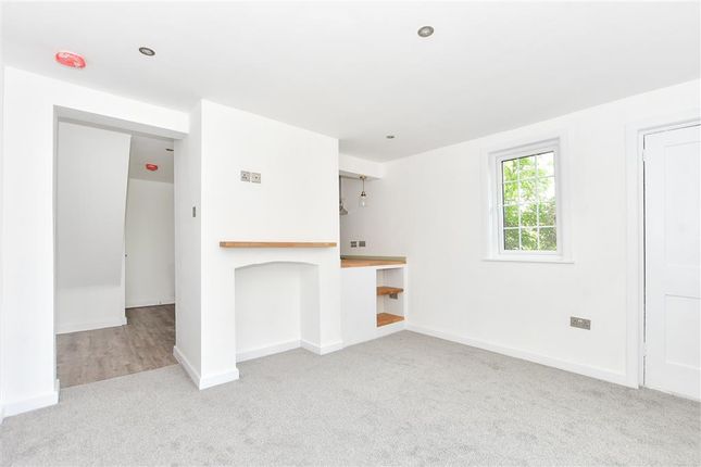 4 bed end terrace house