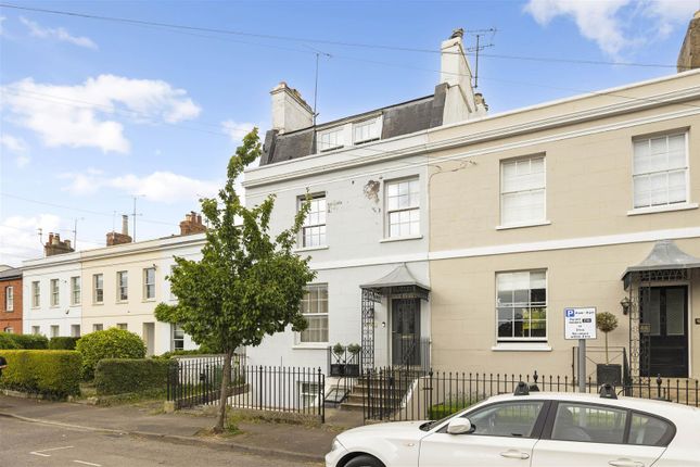 4 bed end terrace house